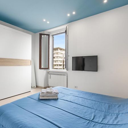 Minimal House - 4Persone - Centro Apartment มิลาน ภายนอก รูปภาพ
